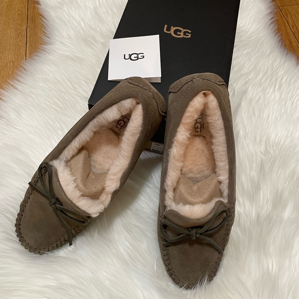 Ugg Mens Carvin Loafer Color:Dry Leaf (Size 10)